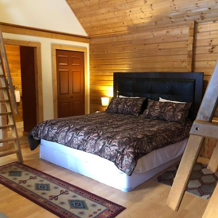 Camels Hump Guest Ranch Lumby المظهر الخارجي الصورة